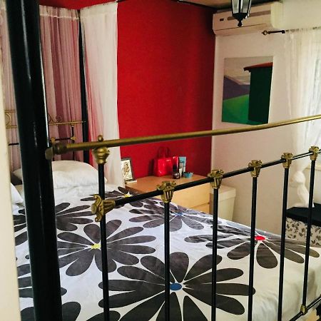 Artist Cottage In Dromolaxia Larnaka Exterior foto